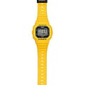 Casio DWE-5600R-9ER мужские часы застежка крупным планом