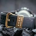 Casio GM-114GEM-1A9 мужские часы застежка крупным планом