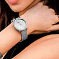Stuhrling Stuhrling Dorset 3904.1  наручные женские часы фото под углом.
