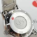 Orient RE-AU0301B мужские часы застежка крупным планом