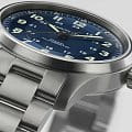 Hamilton H70545140 мужские часы застежка крупным планом
