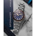 Spinnaker SP-5096-55-HH наручные мужские часы застежка крупным планом