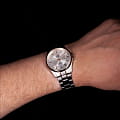 Swiss Military by Chrono Swiss Military by Chrono Сверхточные SM30200.07 мужские часы серебристый циферблат на запястье