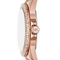 Michael Kors Michael Kors Everest MK7364,  сша женские часы на браслете нержавеющая сталь с pvd-покрытием боковой вид