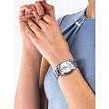 Festina F16790/B наручные женские часы застежка крупным планом