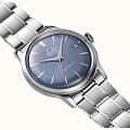 Orient RA-AC0M10L мужские часы застежка крупным планом