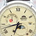 Orient Orient Sun & Moon RA-AK0803Y, sun and moon япония мужские часы на браслете кожаный боковой вид