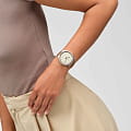 Swatch Swatch Skin Irony 42 SS07S135 женские часы бежевый циферблат на запястье