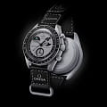 Swatch Swatch x Omega Bioceramic Moonswatch Mission to EarthPhase SO33M700 мужские часы серый циферблат на запястье