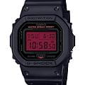 Casio Casio G-Shock DW-5600BBR-1 DW-5600 DW-5600BBR-1 электронные мужские часы красный циферблат, браслет пластик — вид спереди