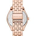 Michael Kors Michael Kors Harlowe MK4710,  сша женские часы на браслете нержавеющая сталь с pvd-покрытием боковой вид
