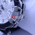 Tissot T1154272703100 мужские часы застежка крупным планом