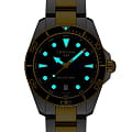 Certina C0484102204100 мужские часы застежка крупным планом