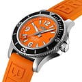 Breitling Breitling Superocean Automatic 36 A17316D71O1S1 , наручные женские часы фото под углом