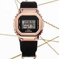 Casio GM-S5600PG-1ER наручные женские часы застежка крупным планом