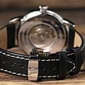 Aviator Aviator Douglas Day-Date V.3.20.0.142.4 механические мужские часы часы крупный план белый циферблата