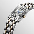 Longines Longines DolceVita L5.258.5.79.7 кварцевые женские часы часы крупный план серебристый циферблата