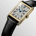 Longines L52557710 женские часы застежка крупным планом