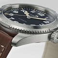Hamilton H70315540 мужские часы застежка крупным планом