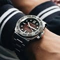 Spinnaker Spinnaker Hull Diver SP-5088-33,  англия мужские часы на браслете нержавеющая сталь боковой вид